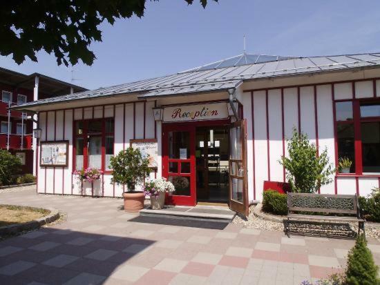 Familienhotel Reiterhof Runding Exterior foto